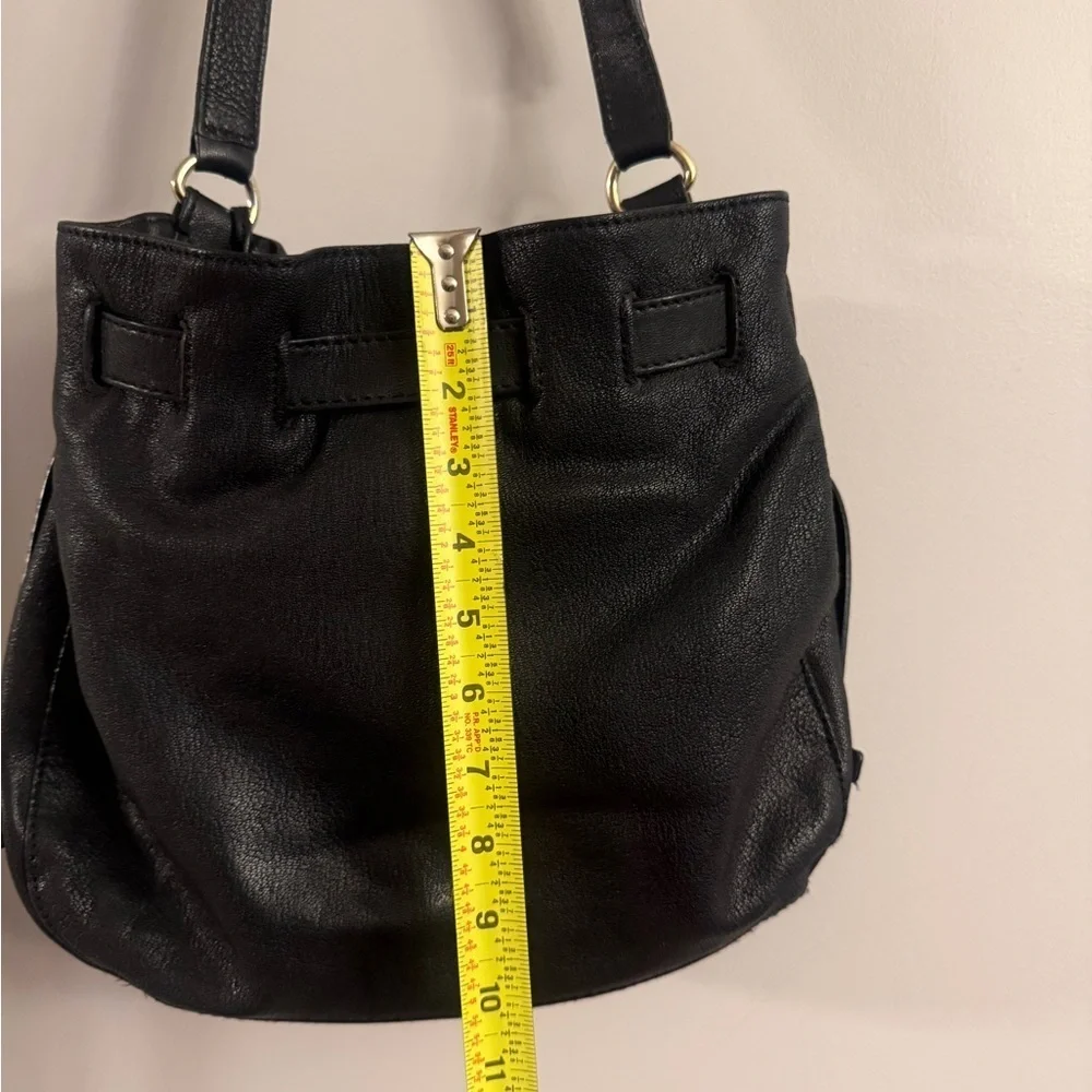 Michael Kors Black Leather Hobo Shoulder Bag | Gold Hardware | MK Logo